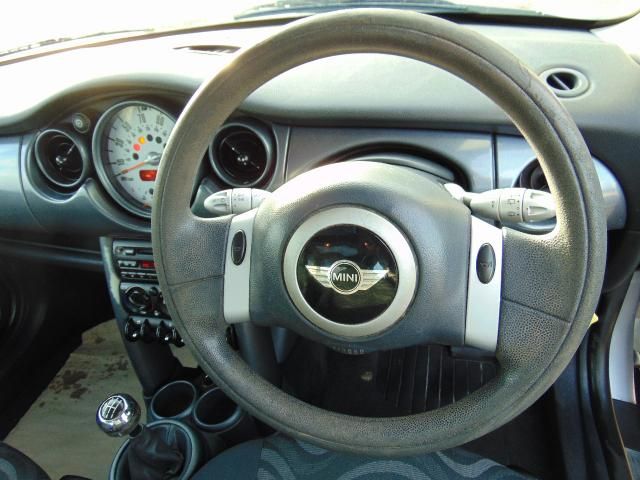 2003 MINI HATCH ONE 1.6 ONE 3d image 4
