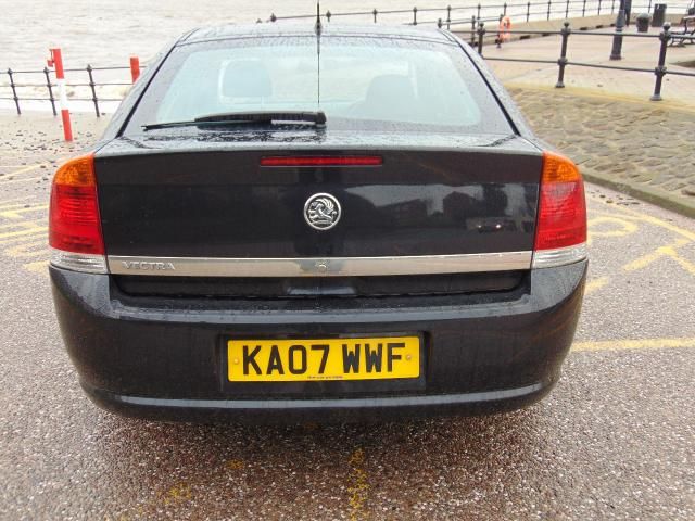 2007 VAUXHALL VECTRA 1.8 VVT LIFE 5d image 2