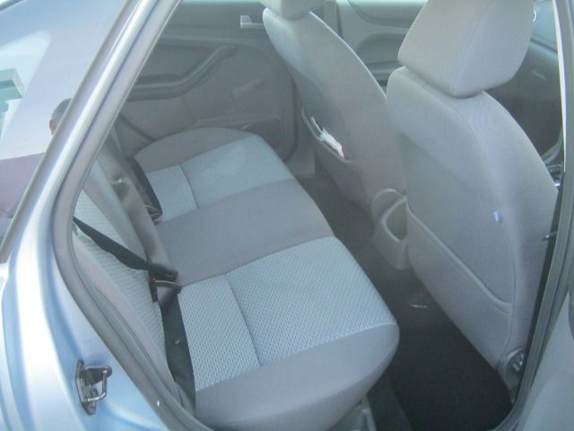 2006 FORD FOCUS 1.6 LX 16V 5d image 5