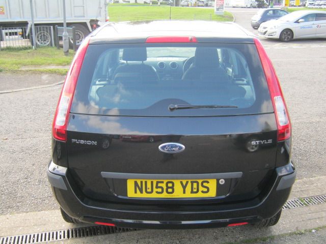 2009 FORD FUSION 1.4 STYLE CLIMATE image 3