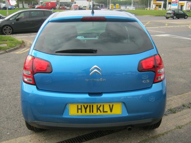 2011 CITROEN C3 1.4 VTR PLUS 5d image 3