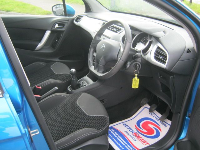 2011 CITROEN C3 1.4 VTR PLUS 5d image 4