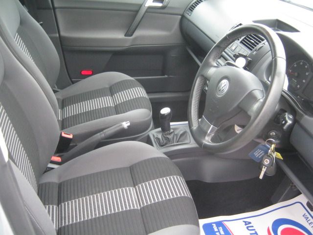 2009 VOLKSWAGEN POLO 1.2 MATCH 5d image 4