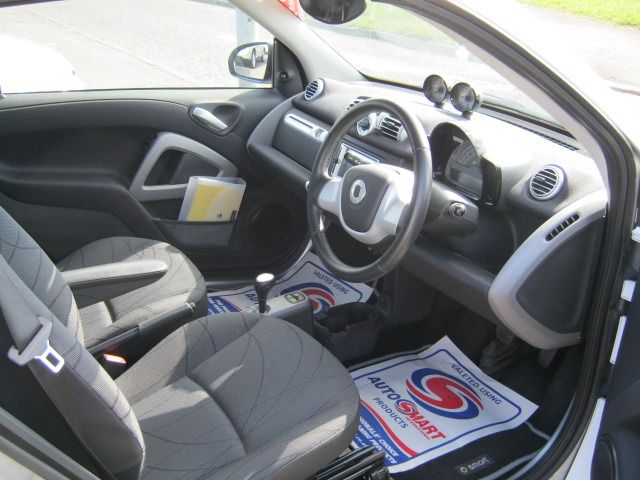 2011 SMART FORTWO CABRIO 1.0 image 4