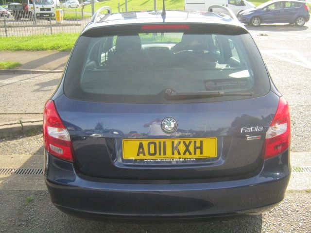 2011 SKODA FABIA 1.2 SE TSI DSG 5d image 3