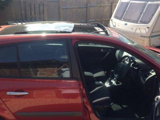 2006 Renault Megane 1.6 VVT Dynamique 5dr image 3