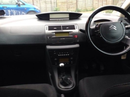 2005 Citroen C4 1.6i 16V VTR Plus 5dr image 4