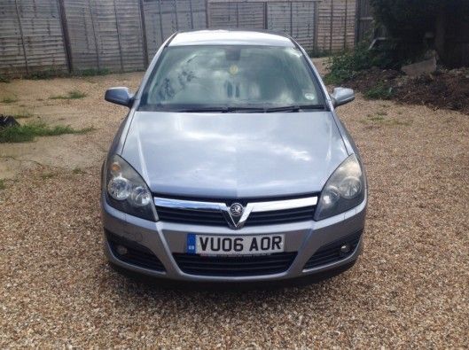 2006 Vauxhall Astra 1.6i 16V Design 5dr image 2