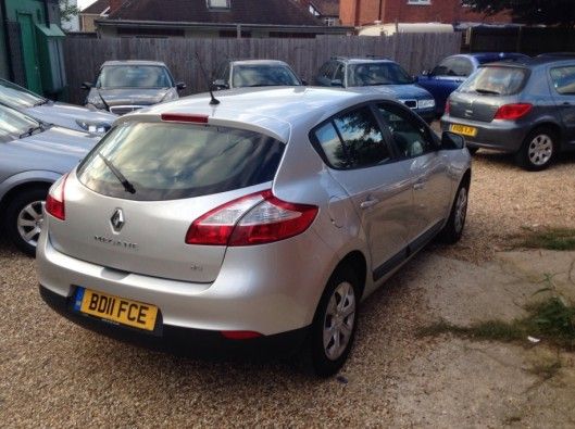2011 Renault Megane 1.5 dCi 90 Expression 5dr image 3