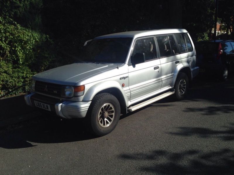 1993 Mitsubishi Shogun LWB Long MOT image 1