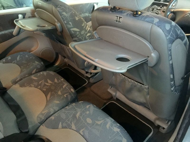 2004 Citroen Xsara Picasso 2.0 HDi LX 5Dr image 5