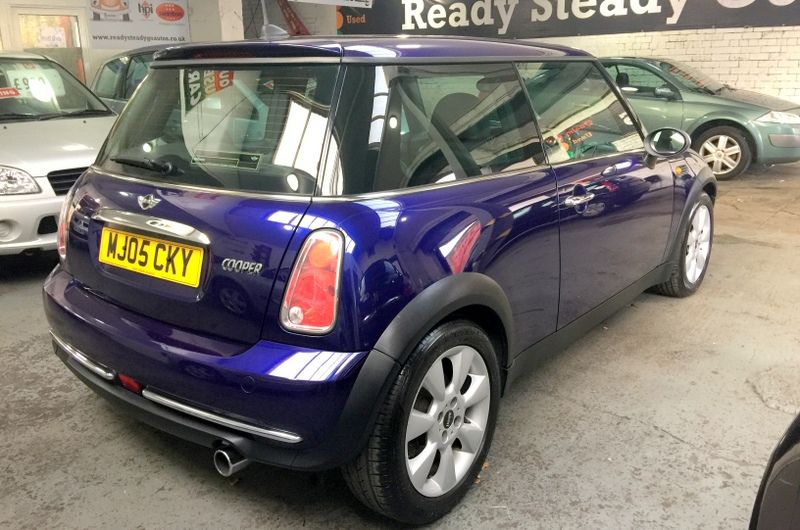 2005 Mini Cooper 1.6 3Dr image 2