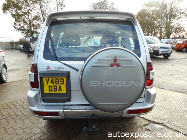 2001 Mitsubishi Shogun 3.2 image 3
