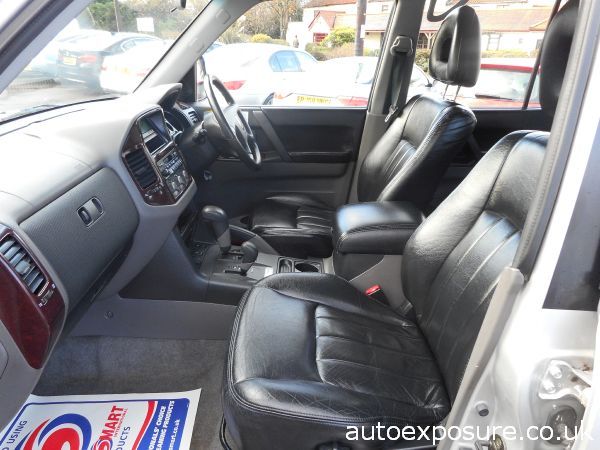 2001 Mitsubishi Shogun 3.2 image 4