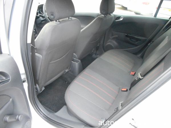 2012 Vauxhall Corsa 1.2 SXi image 5