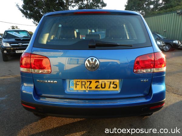 2004 Volkswagen Touareg 2.5 TDI Auto image 3