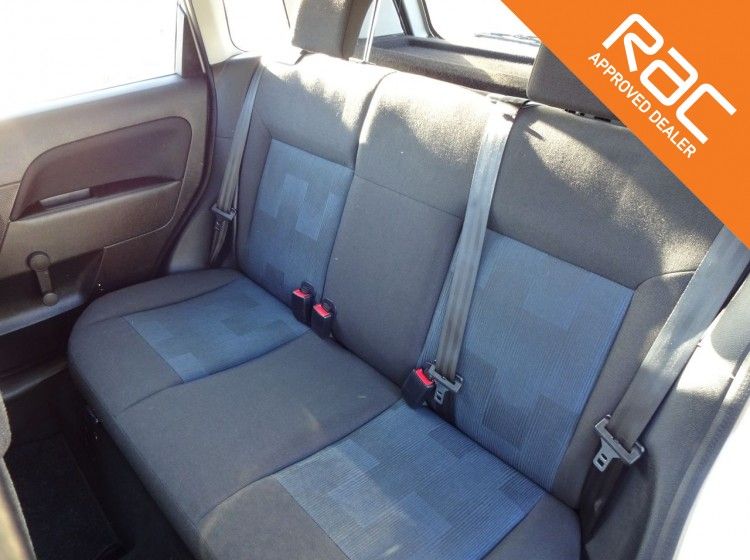 2009 Ford Fiesta 1.25 Zetec 5dr image 5