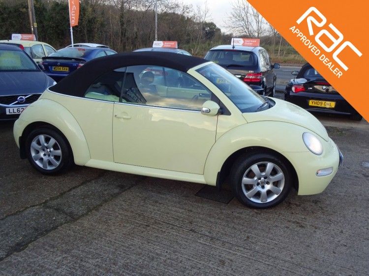2004 Volkswagen Beetle CABRIOLET image 2