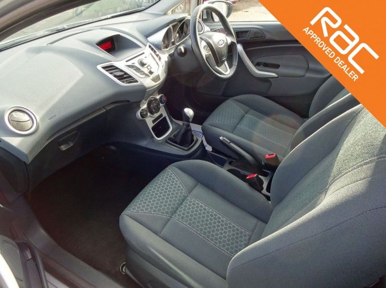 2009 Ford Fiesta 1.25 Zetec 3dr image 4