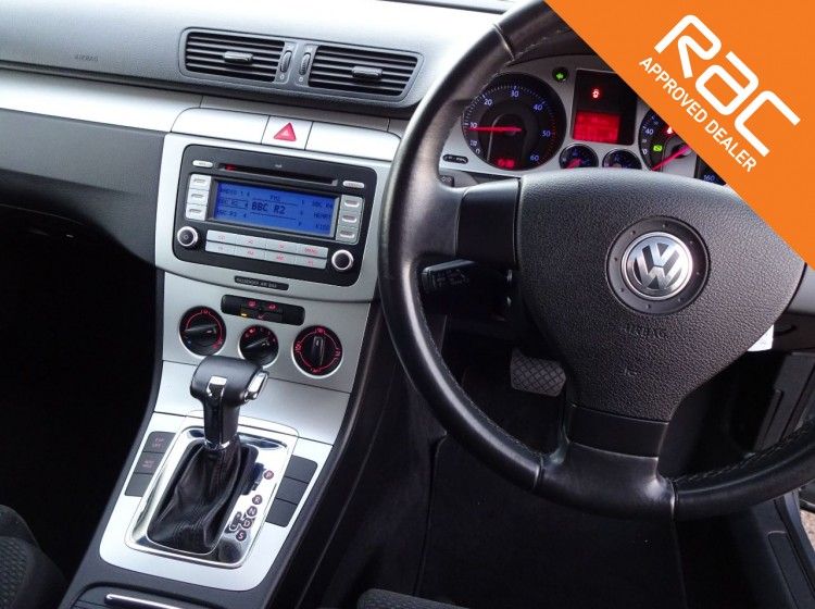 2008 Volkswagen Passat 2.0 SE TDI 5dr image 4