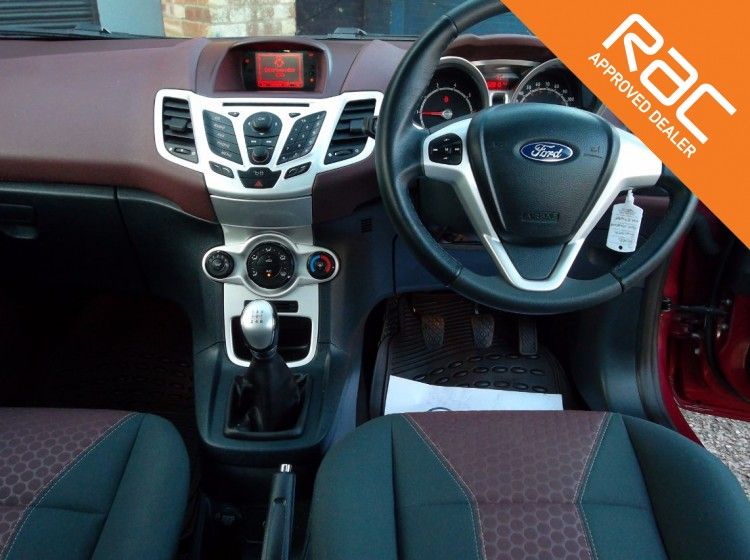 2009 Ford Fiesta 1.4 Zetec 5dr image 3