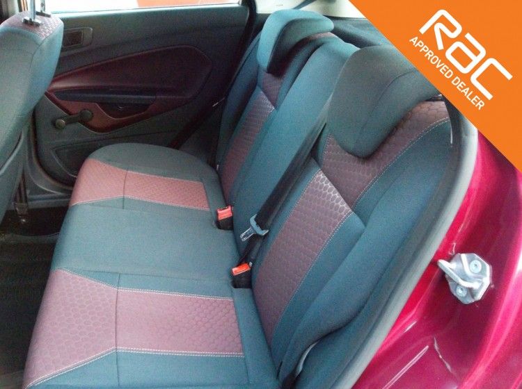 2009 Ford Fiesta 1.4 Zetec 5dr image 4