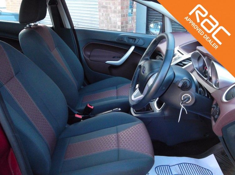 2009 Ford Fiesta 1.4 Zetec 5dr image 5