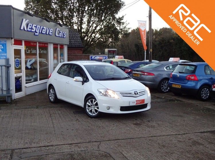 2012 Toyota Auris 1.6 V-Matic TR 5dr image 1