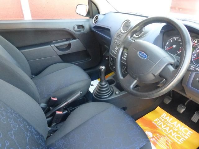 2006 FORD FIESTA 1.2 image 4