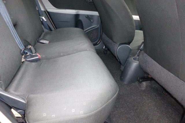 2006 TOYOTA YARIS 1.0 T2 VVT-I 5d image 5