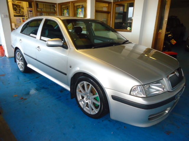 2004 Skoda Octavia RS Turbo image 1
