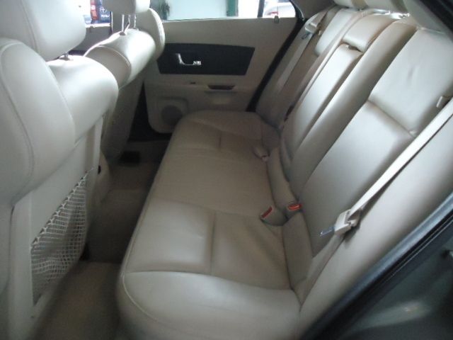 2005 Cadillac CTS V6 image 5