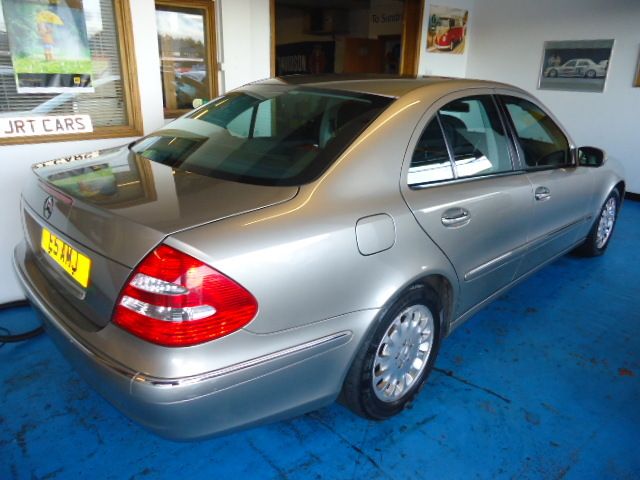 2006 Mercedes E200 Kompressor Elegance image 3
