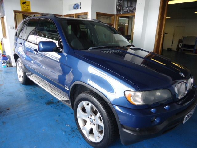 2003 BMW X5 Sport image 1