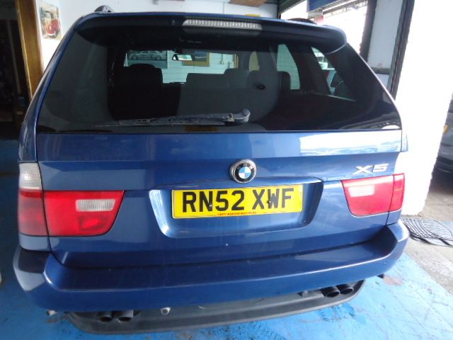 2003 BMW X5 Sport image 3