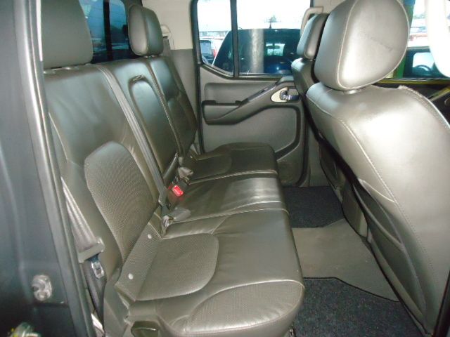 2008 Nissan Navara Aventura DCI 4X4 image 5