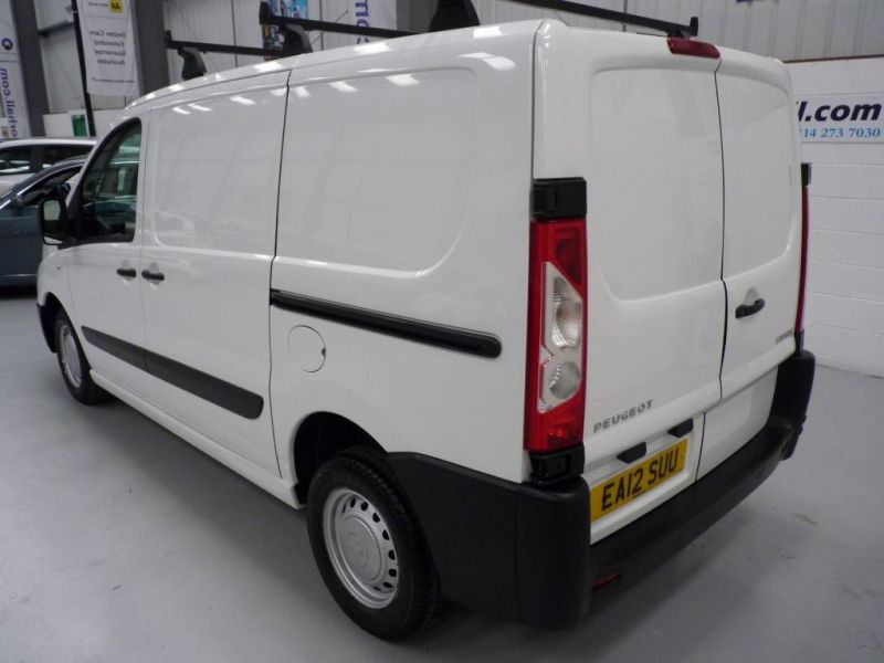 2012 Peugeot Expert HDI SWB image 2