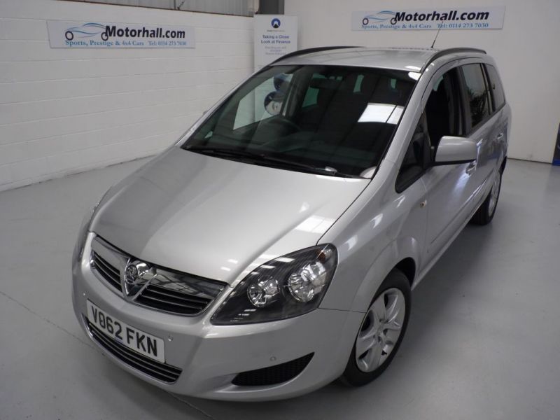 2012 Vauxhall Zafira EXCLUSIV image 1