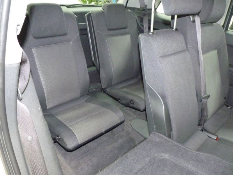 2012 Vauxhall Zafira EXCLUSIV image 5
