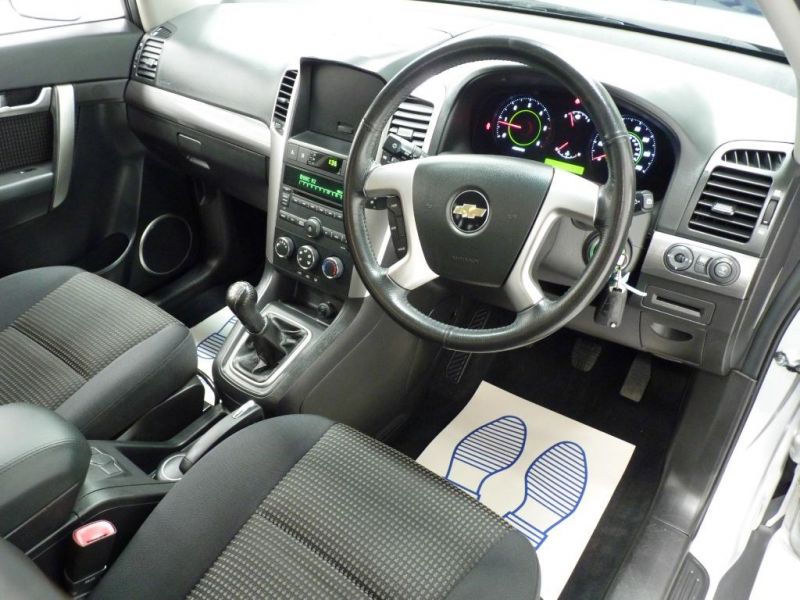 2009 Chevrolet Captiva LT VCDI 4X4 image 4