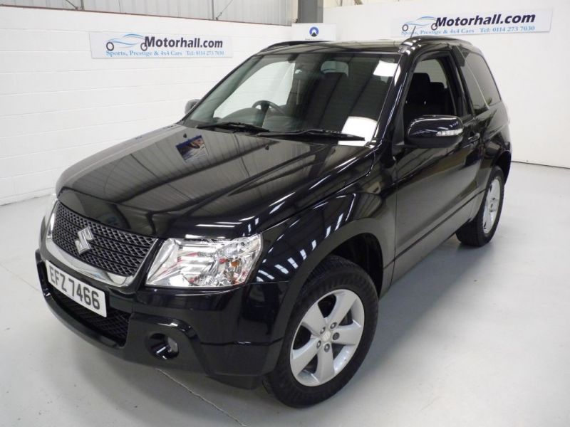 2011 Suzuki Grand Vitara SZ4 2.4 image 1