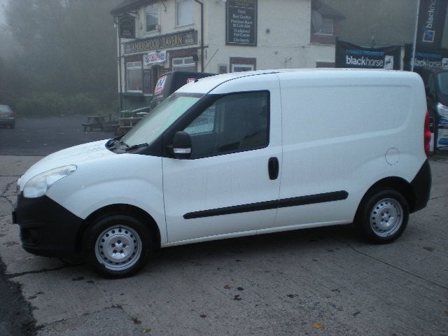 2012 VAUXHALL COMBO 1.3 CDTI image 2