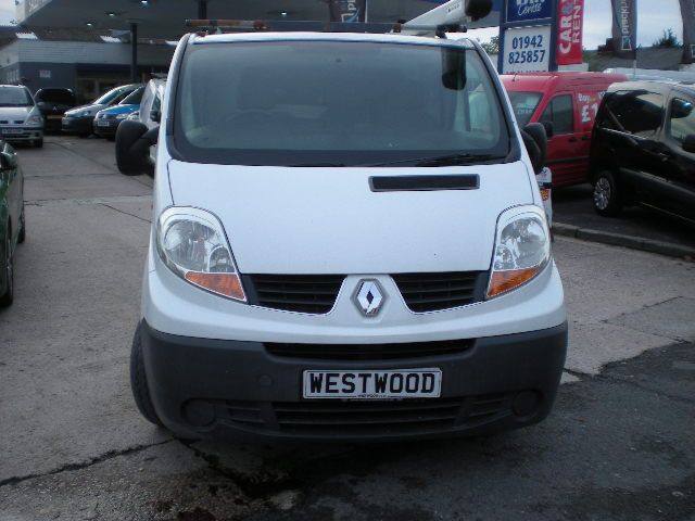 2006 RENAULT TRAFIC SL27dCi image 1