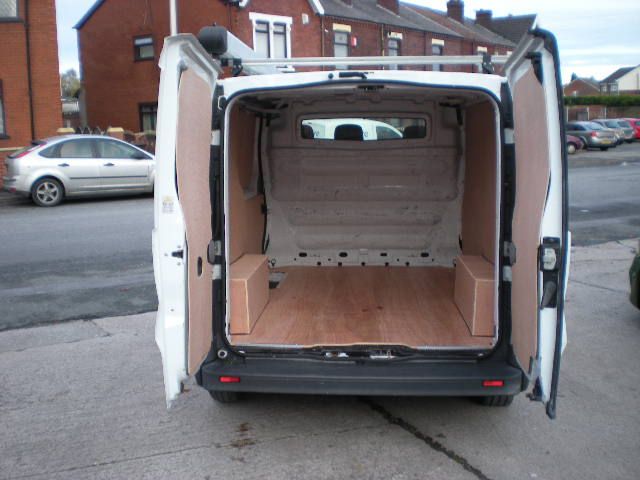 2006 RENAULT TRAFIC SL27dCi image 4