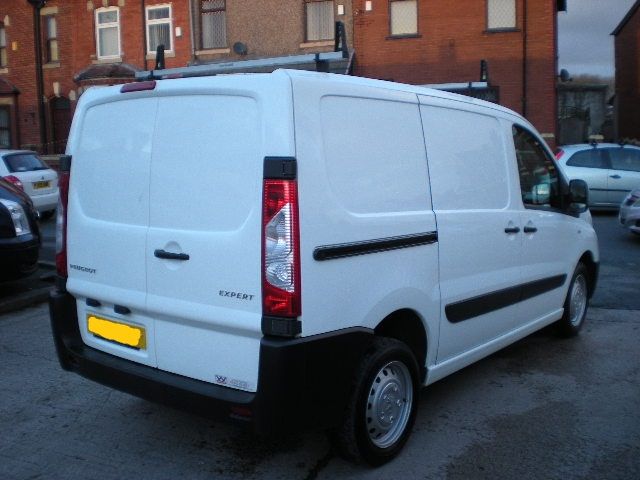 2013 PEUGEOT EXPERT 1000 2.0 HDi image 2