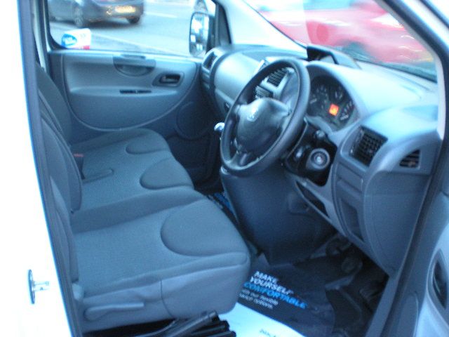 2013 PEUGEOT EXPERT 1000 2.0 HDi image 5