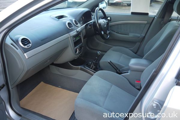 2005 CHEVROLET LACETTI 1.6 SX image 4