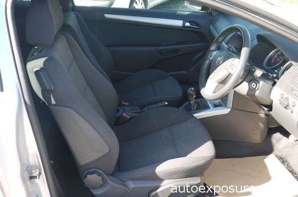 2008 VAUXHALL ASTRA 1.9 CDTi 16V SRi image 4