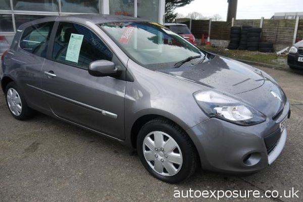 2011 RENAULT CLIO 1.5 dCi image 1