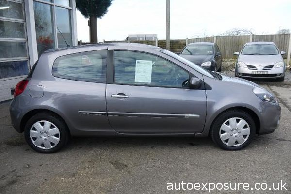 2011 RENAULT CLIO 1.5 dCi image 2